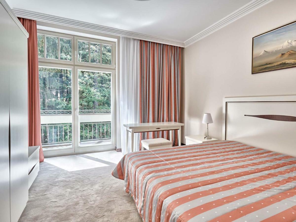 Apartment Villa Dionysus Karlovy Vary Exterior photo